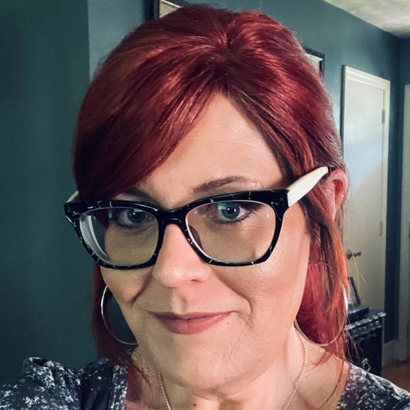 Meet your Posher, Wendy - Picture 1 of 1